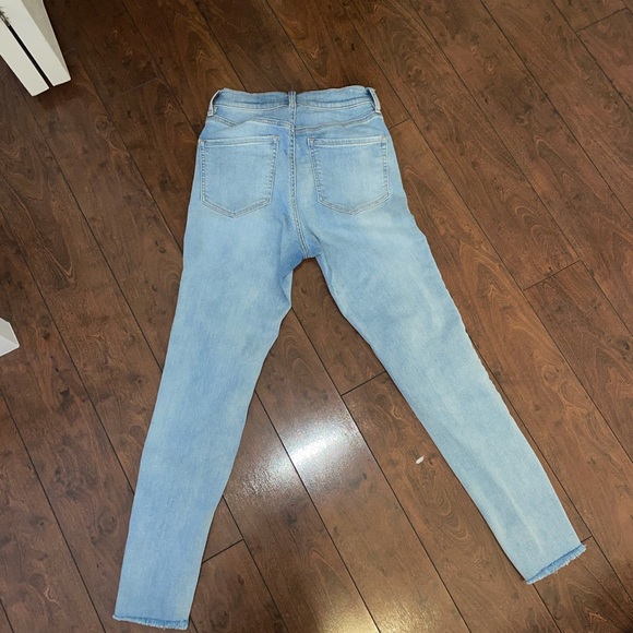 Light washed skinny jeans - Picture 3 of 3